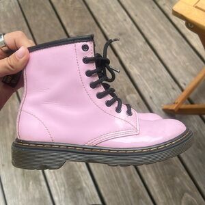 Dr Martens 1460 Girls Size 1 Patent Leather Lace Up Boot Pale Pink Barbie Core